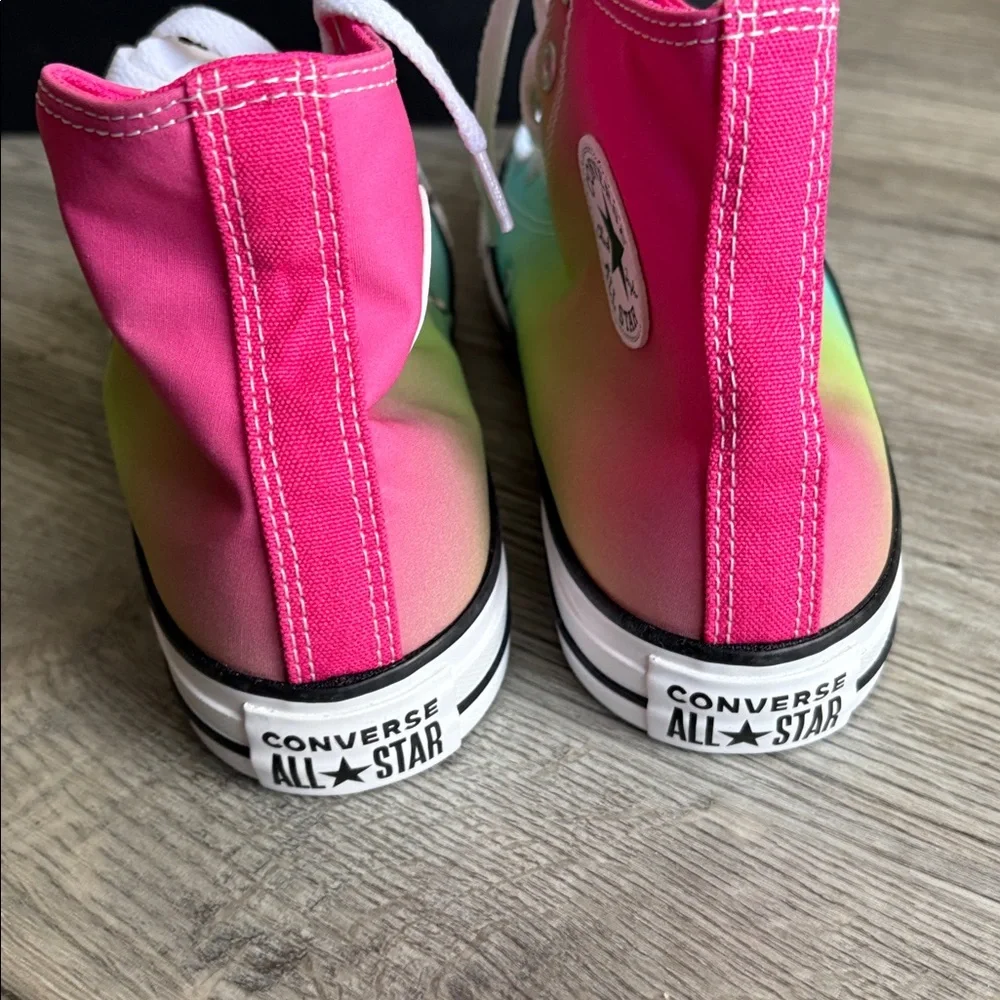 Converse All Star Kids Chuck Taylor Bright Ombré Sneakers Size 6 NEW